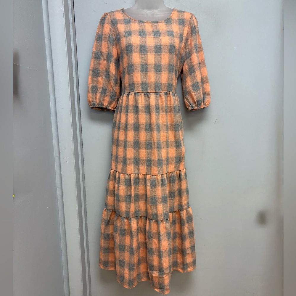 Calista Plaid Tiered Midi Dress – Orange & Gray | Size Large